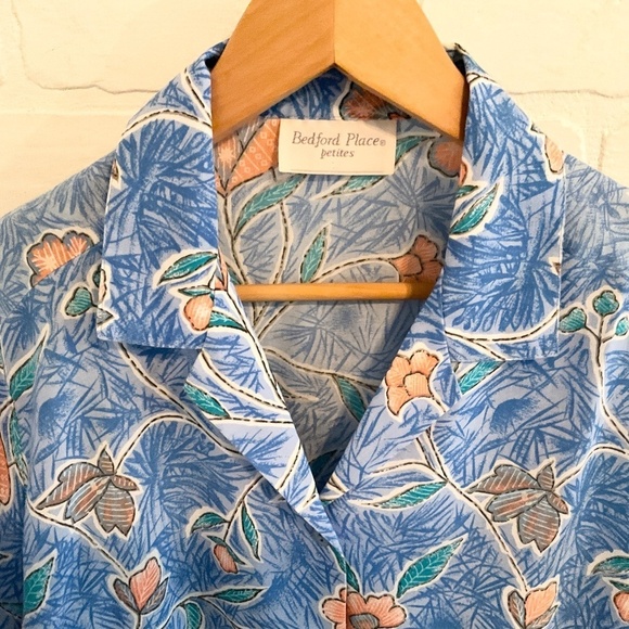 Vintage Button down shirt Floral print Aloha Blue Peach Aqua Sz 12 Petite - Picture 4 of 9